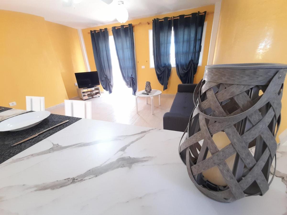 The Heights Deluxe Appartement Arona  Buitenkant foto