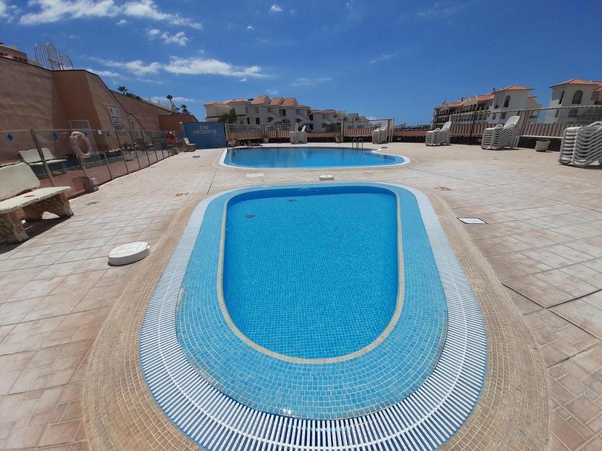 The Heights Deluxe Appartement Arona  Buitenkant foto